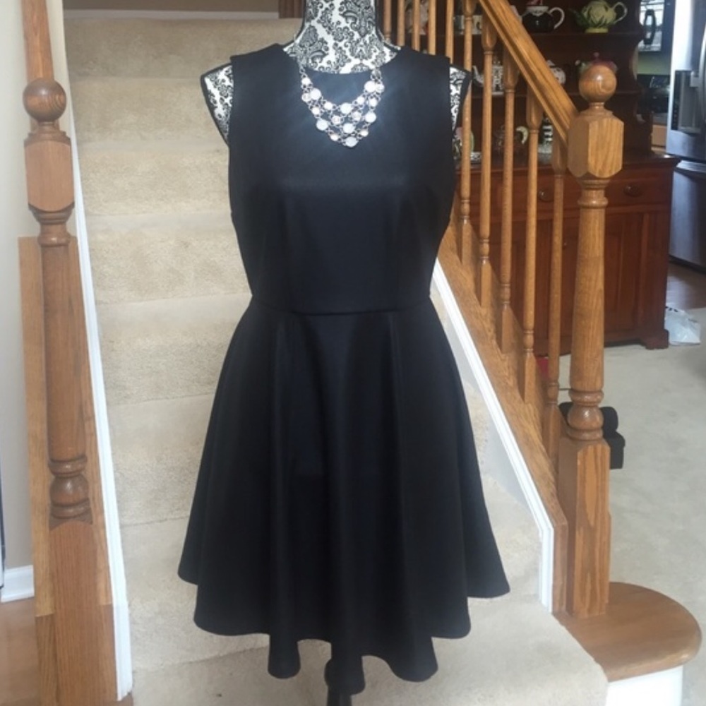 Black Cocktail Dress Jennifer Lopez - Picture 4 of 8